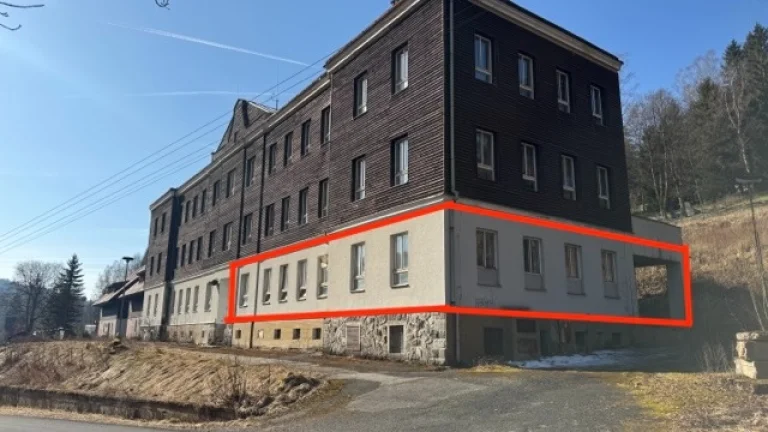 Pronajmu výrobní prostor 194m2 Stříbrná/Kraslice