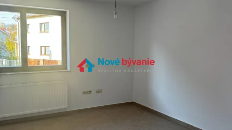 Prenájom 1 izbový byt vhodný na podnikanie (N028-211-DASEa)