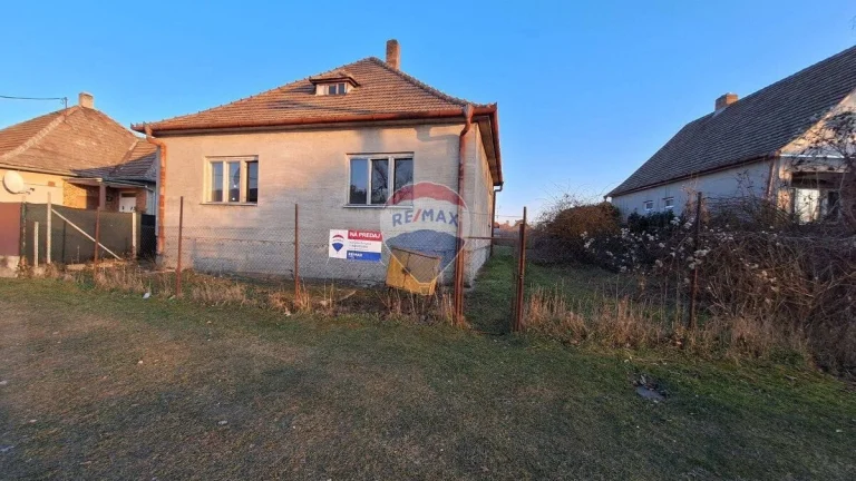 Rodinný dom na predaj v tichej časti mesta Sládkovičovo, Cin