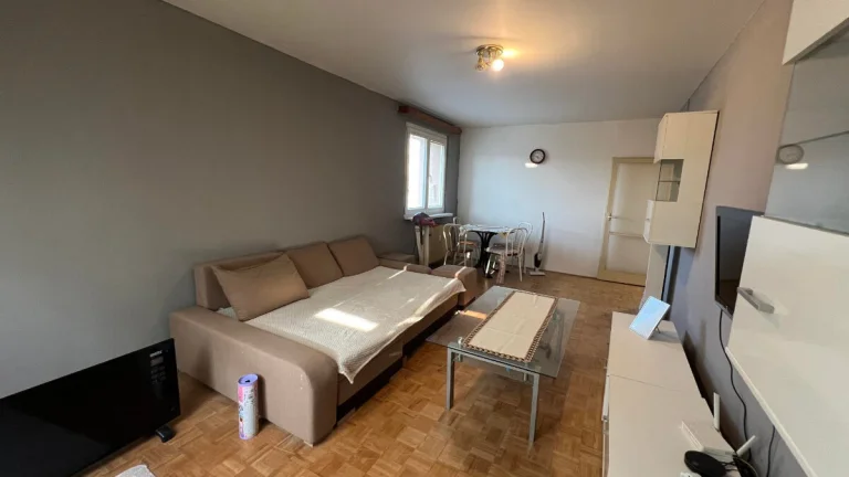 pronájmu byt 2+1, 55m2, centrum Studénky