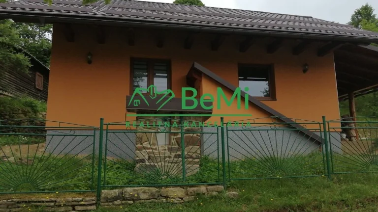 Predaj, rekreačný rodinný dom, Čadca- Horelica (207-12-MACHa