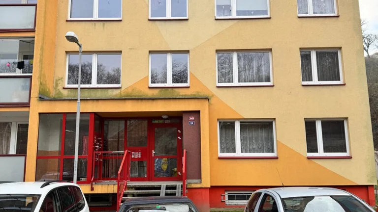 Pronájem bytu 2kk po rekonstrukci, Teplice