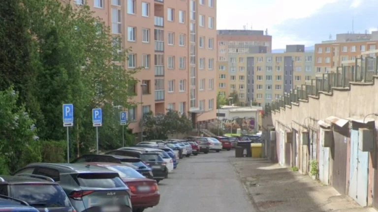 Garaž Furča - Kpt.Jaroša