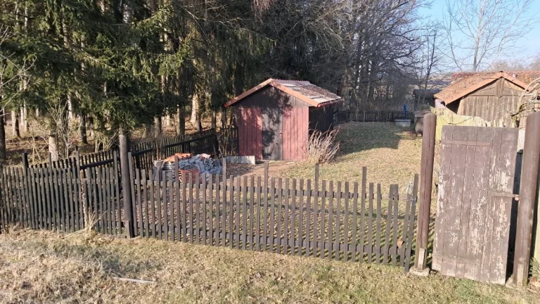 Vyměním pozemek/zahradu o výměře 215m2