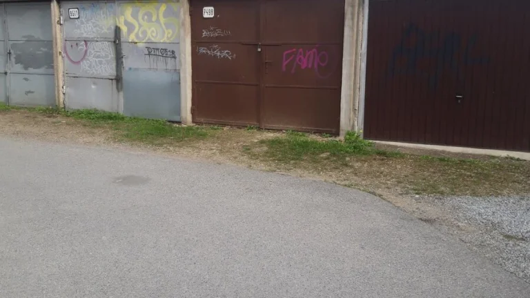 Garáž na predaj