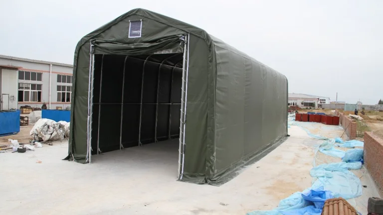 Plachtová garáž na bus/nákladní auto 5,5m x 15m x 5,3 - 900g