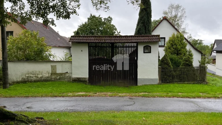 Prodej domu se stodolou v Bezděkově 7+1 (250m2), včetně sto