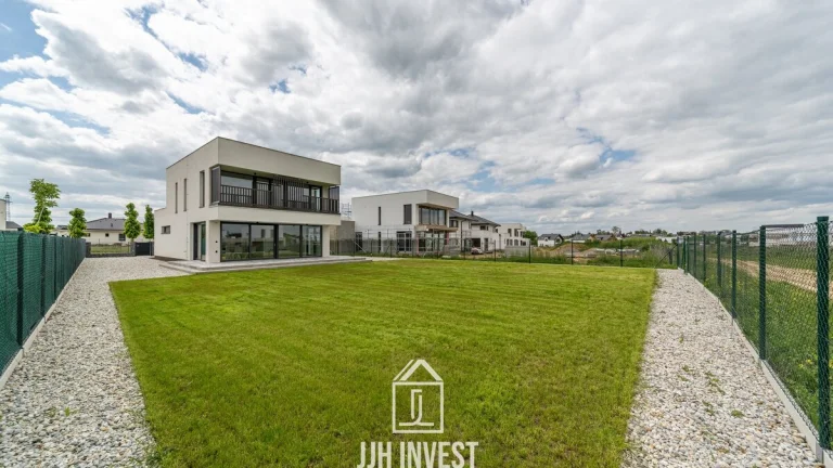 Rodinný dům 4+kk, 190 m2, pozemek 816 m2 – Vysoký Újezd, jen