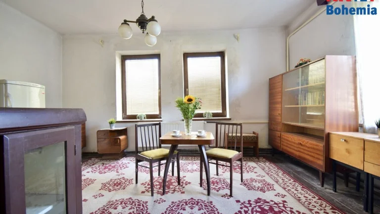 Prodej rodinného domu 138 m², pozemek 1614 m²