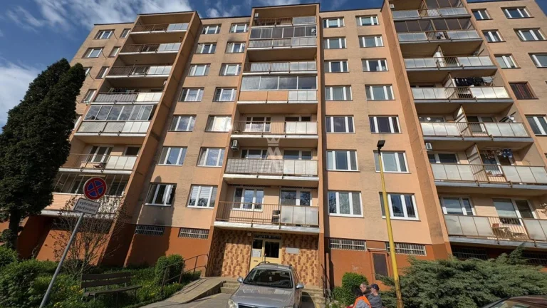 3 IZBOVÝ BYT, NÁMESTIE OCELIAROV, KOŠICE ŠACA
