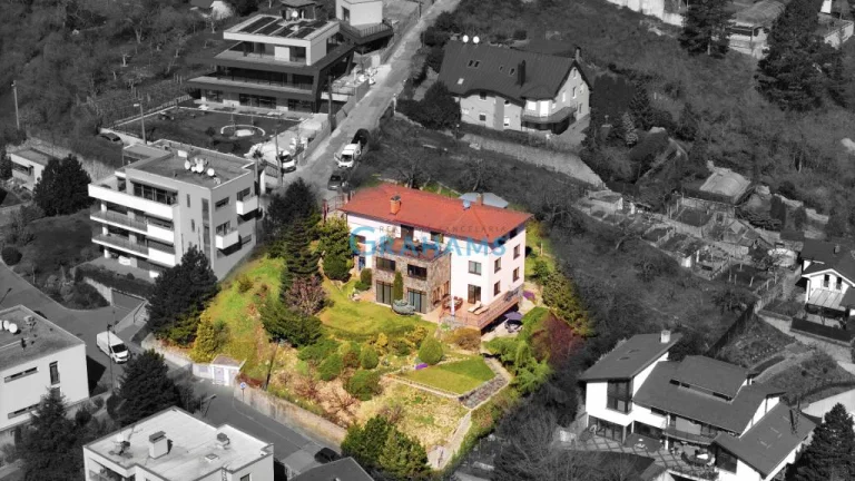 Predaj unikátneho rodinného sídla na Bôriku, Údolná, Staré M