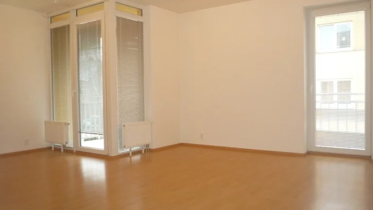 Nabízím dlouhodobý pronájem bytu 1+kk, 41m2, Hořice