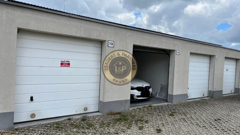 Na predaj garáž, 24 m2, Dunajská Lužná, Nové Košariská