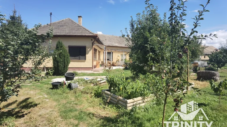 ZNÍŽENÁ CENA rodinný dom v príjemnom prostredí s veľkým poze