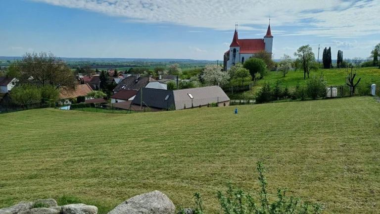 Stavební pozemek - Sýčina (Dobrovice)