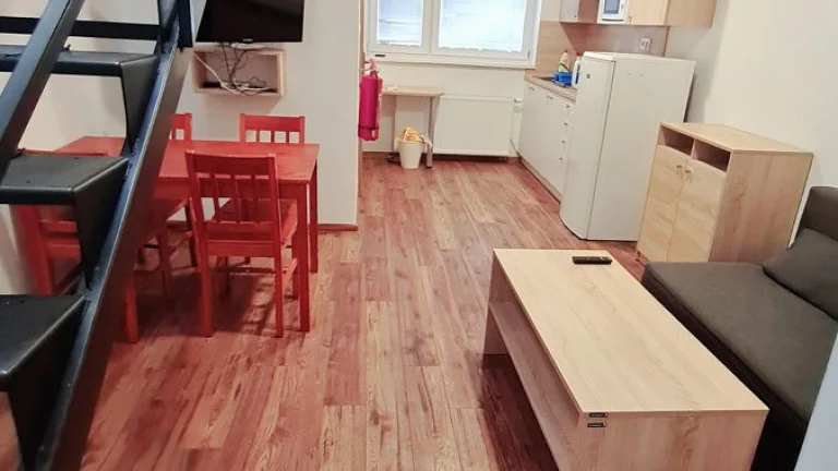 Poskytujeme ubytovanie v meste Ilava .