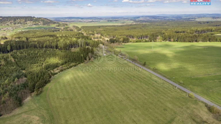 Prodej pole, 50360 m², Bezvěrov