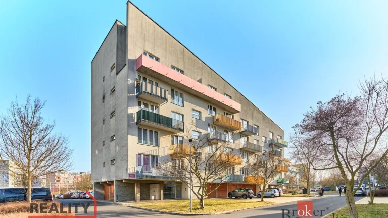Převod dr. podílu, byty/3+kk, 73 m2, Nejdlova 924/3, 36017 K