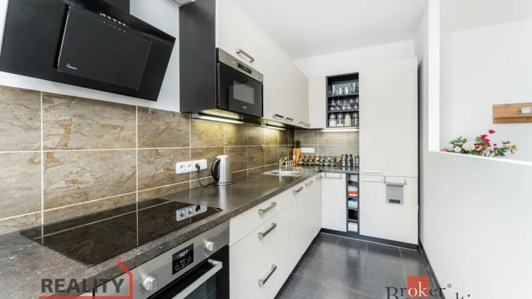 Prodej, byty/2+1, 55 m2, U Hřiště 52, 25267 Tuchoměřice, Pra