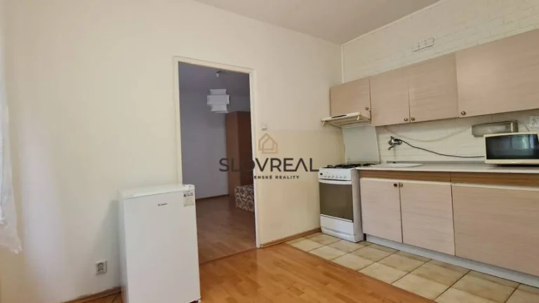 SLOVREAL- predaj 3 izbový byt Žiar nad Hronom