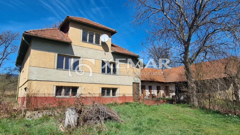 Na predaj rodinný dom v Hriňovej