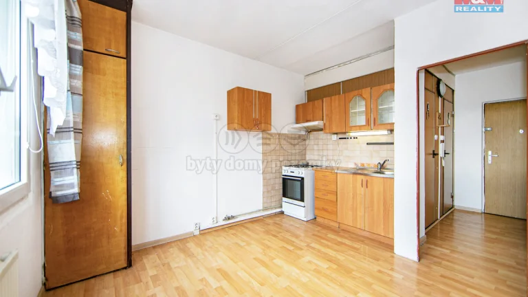 Prodej bytu 2+1, 45 m², Planá, ul. Fučíkova