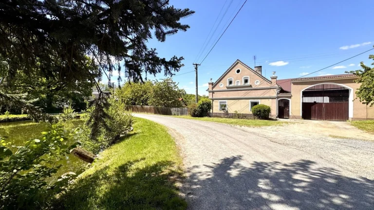 Venkovské stavení 4+1 se stodolou, vejminek, kolna a zahrad