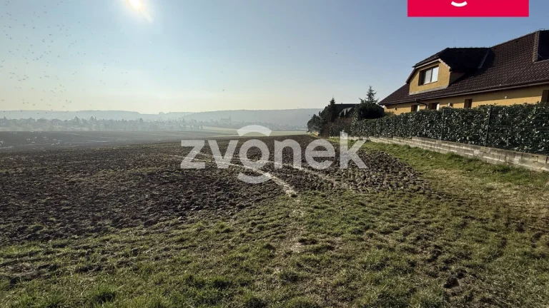 Stavební pozemek Kostelec - pěkná a klidná lokalita, v ro...
