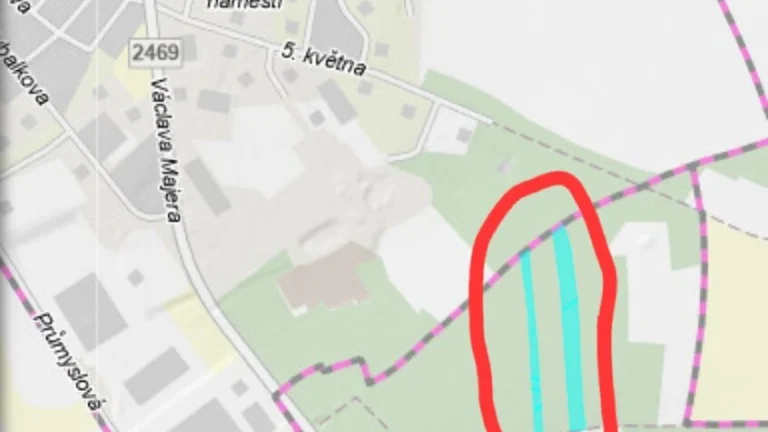 Pozemky-ostatni plocha 6ha, 300m od Loun