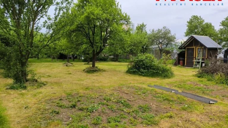 Prodej zahrady ve Zlíně Malenovicích, CP 461 m2.