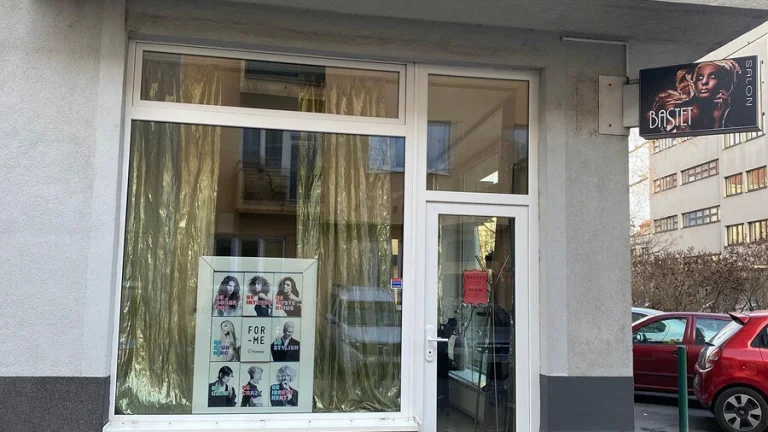 Pronájem obchodního prostoru , s odprodejem vybavení zavede