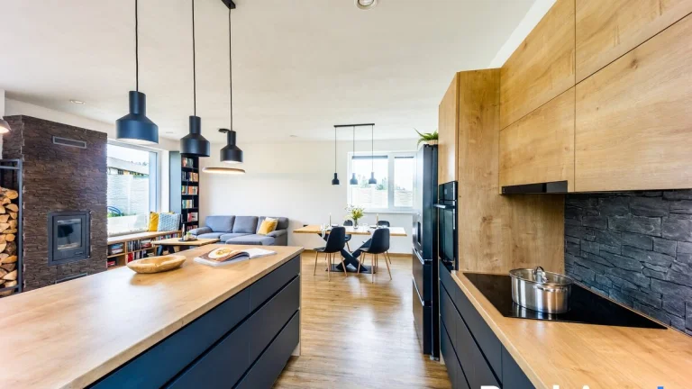 Prodej rodinného domu 6+kk, 158 m2 - Příštpo, ev.č. 100057
