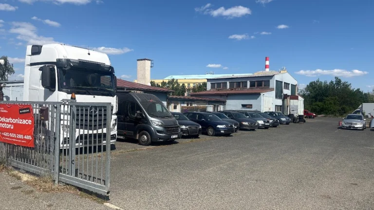 Parkovací stání pro obytné vozy / karavany