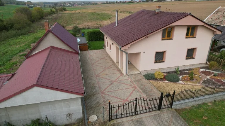 Rezervované. Na predaj 4 - izbový dom v D. Trhovišti