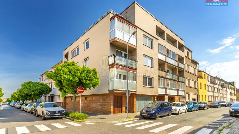 Prodej bytu 3+kk, 78 m², Pardubice, ul. Bacháčkova