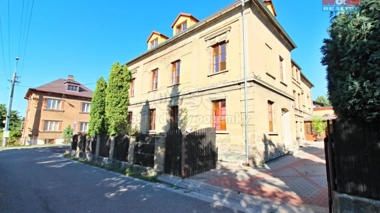 Prodej nájemního domu, 400 m², Nový Bor