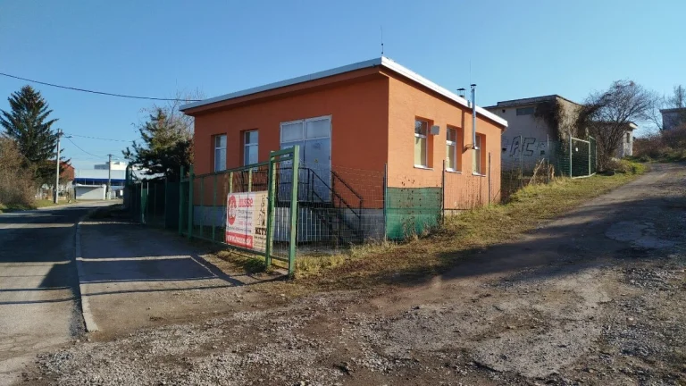 Garáž sklad alebo výrobné priestory
