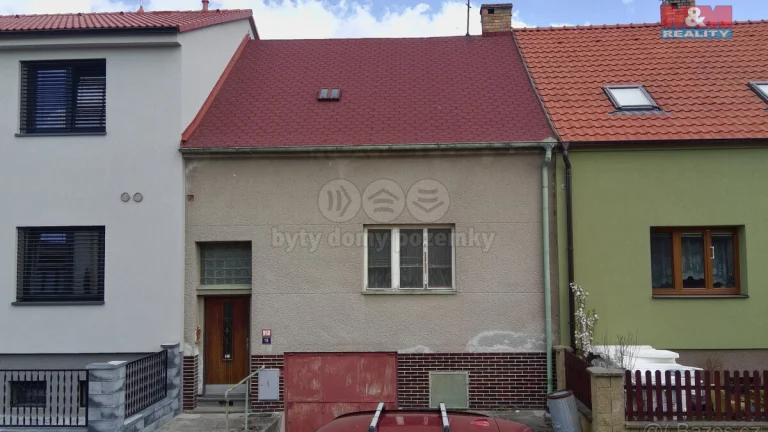 Prodej, rodinný dům 140 m2, pozemek 220 m2, Husinecká, Tábor
