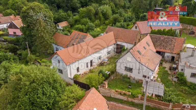 Prodej rodinného domu, 155 m², Pnětluky - Konětopy