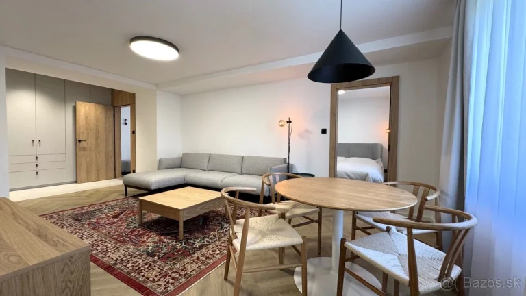 3 izbový byt neďaleko centra mesta, ul. Jilemnického