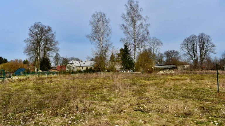 Pozemek vhodný pro výstavbu RD v Lipové, okr. Děčín