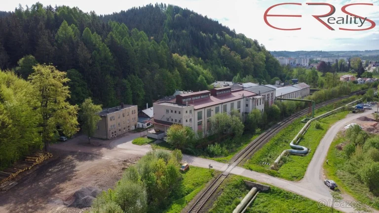 Výrobně-skladovací areál 1575 m2, Trutnov, okr. Hradec Králo