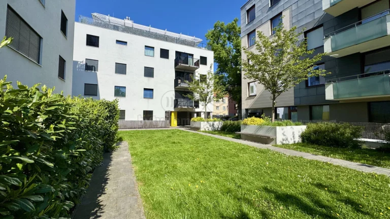 Pronájem bytu 4+kk, 112 m², Praha, ul. Pod dvorem