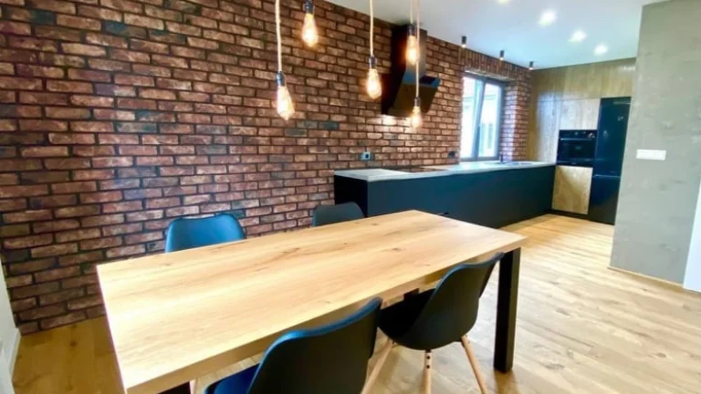 Predám 2- izbový 58m² nadštandardne prerobený byt s balkónom