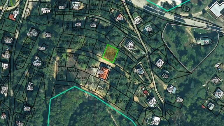 NA PREDAJ S NÁDHERNÝM VÝHĽADOM POZEMOK DOMAŠA VALKOV