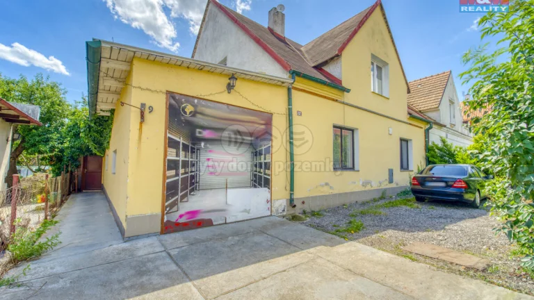 Prodej rodinného domu, 260 m², Praha, ul. K Fialce