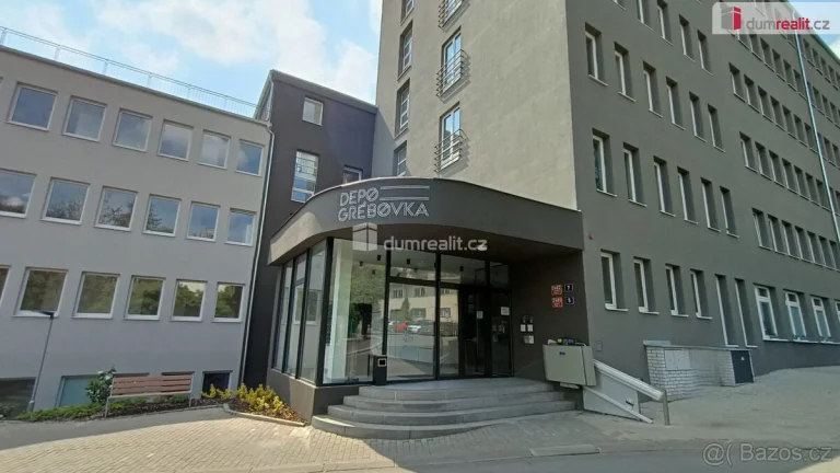 Pronájem bytu 1+kk 27 m2 zařízený depo grébovka fitness prád