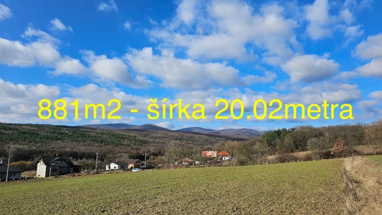 Stavebný pozemok 881m2 - Zlatníky pri Bánovciach na predaj