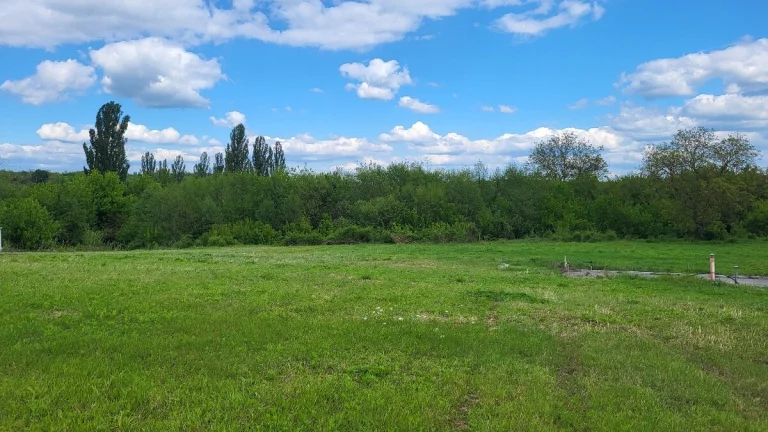 Lukratívny stavebný pozemok 851 m2 Kalinčiakovo