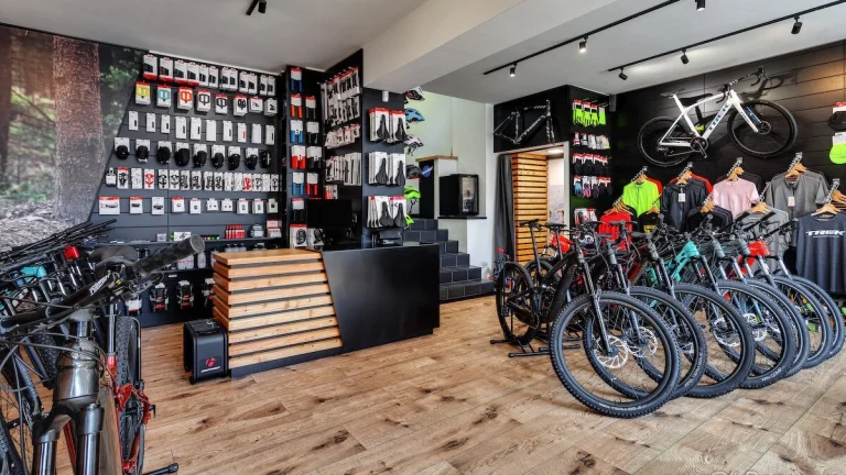 cykloobchod včetně servisu - ul.Plzeňská, Praha 5